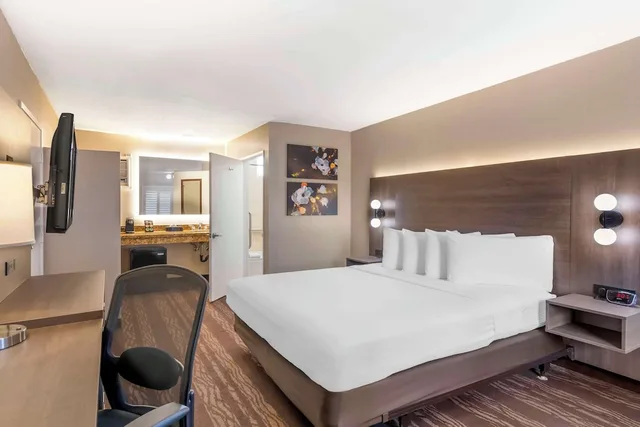 غرفة قياسية بسرير كينج لذوي الإعاقة، Best Western Plus Stovall's Inn 8/10