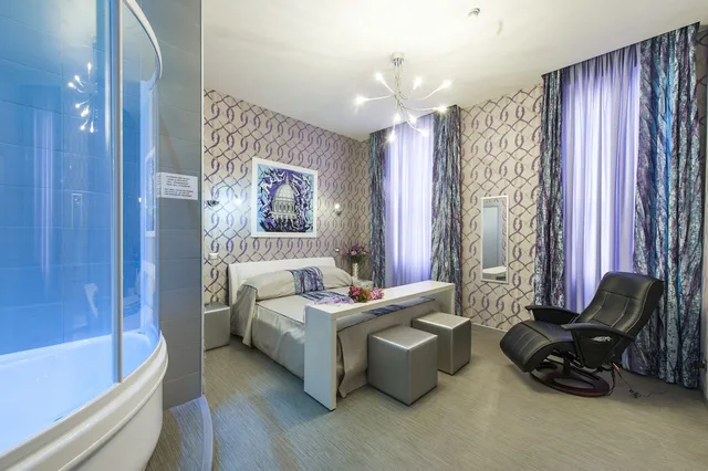 غرفة سوبيريور بسرير كوين بجاكوزي، Relais Dei Papi 5/9