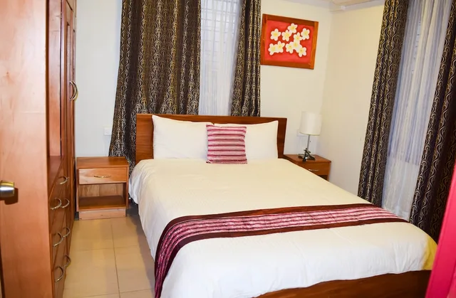 استوديو جونيور بسرير كوين، Al-Minhaj Service Apartments 2/9