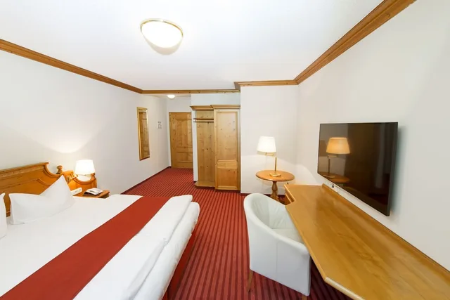 Junior Suite, Queen Bed, DORMERO HOTEL PLAUEN 2/6