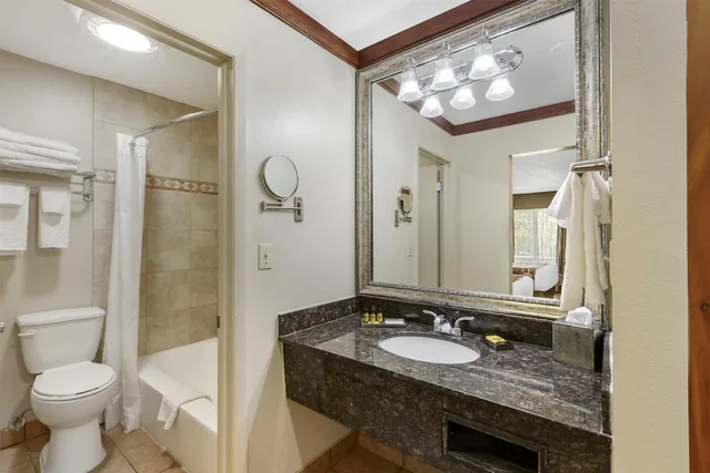 غرفة قياسية بسريرين كوين، Best Western Plus Greenwell Inn 10/10