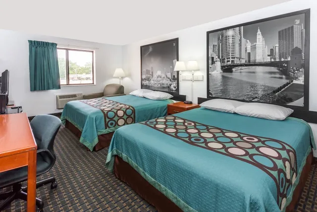 غرفة بسريرين كوين، Super 8 By Wyndham Rock Falls Sterling Area 1/3