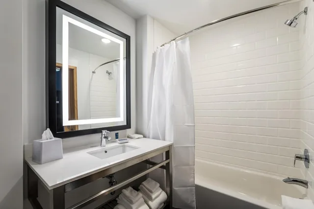 Suite, 2 Queen Beds, City View, Sofa, Four Points By Sheraton Elkhart 3/4