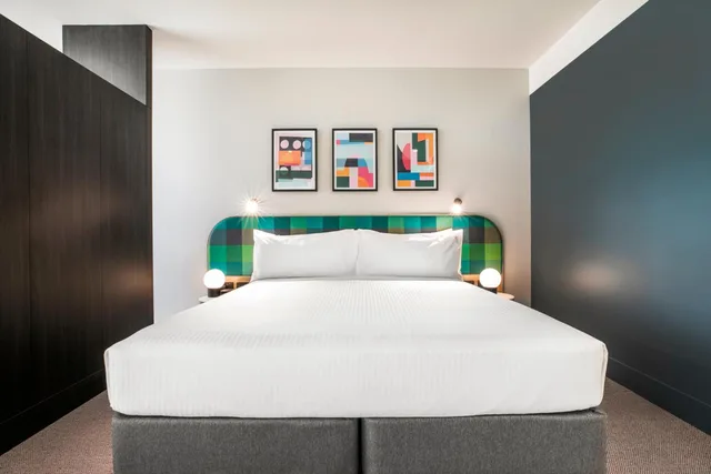 جناح تنفيذي بسرير كينج، HOLIDAY INN WERRIBEE 4/7