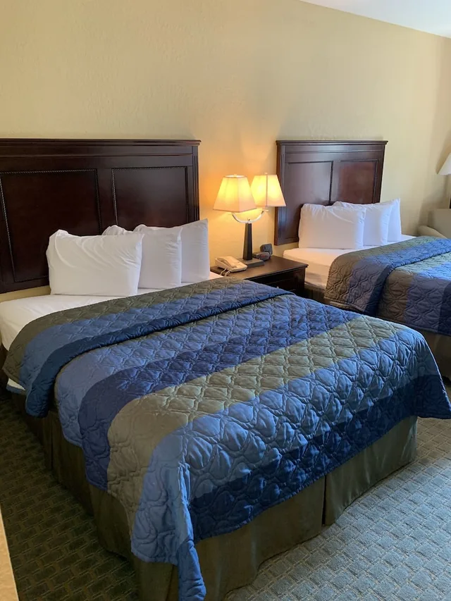 Room, 2 Queen Beds, Sofa, Accessible, Ambassador Inn and Suites Tuscaloosa 2/6