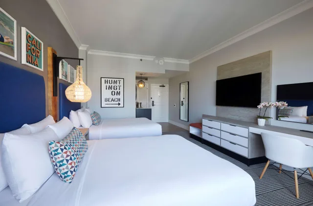 Room, 2 Queen Beds, The Waterfront Beach Resort, a Hilton Hotel 1/5