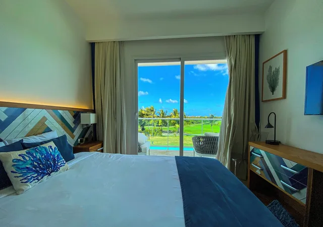 شقة ديلوكس بسريرين مزدوجين بإطلالة على المسبح بشرفة بغرفتي نوم مع أريكة، Xeliter Cana Rock Punta Cana 3/7