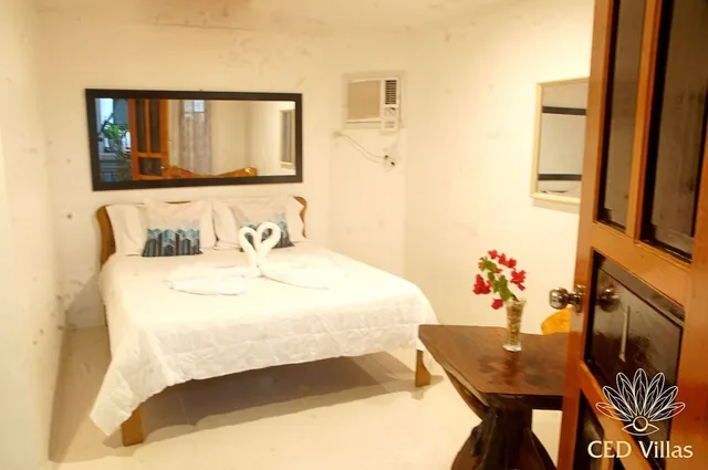 Superior, Villa, King Bed, Ced Villas 4/8
