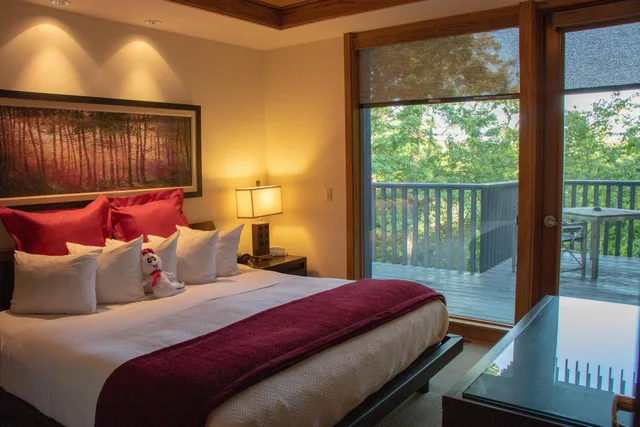 فيلا بغرفتي نوم، The Crescent Hotel And Spa 2/8