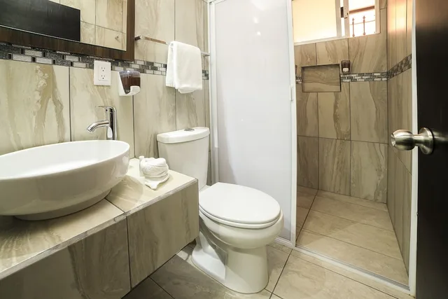 غرفة قياسية بسرير كوين، Capital O Hotel Boutique Las Torres 4/4