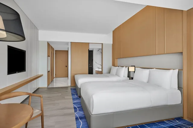 غرفة ديلوكس بسريرين مزدوجين بإطلالة على المدينة، Courtyard by Marriott Xiamen Huli 6/8