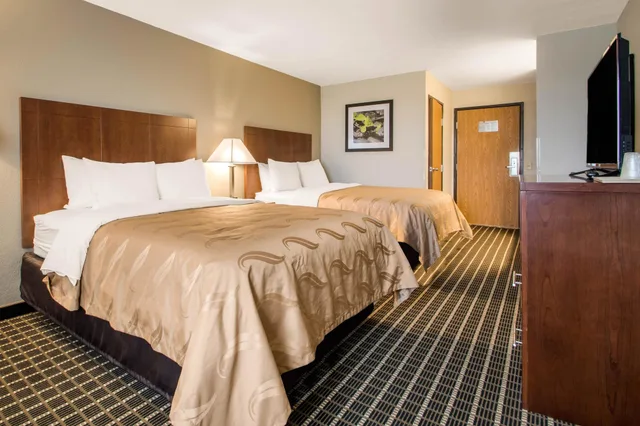 غرفة قياسية بسريرين مزدوجين، Sleep Inn & Suites Madison West 4/10