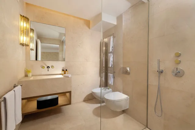 Gallery, Suite, King Bed, 2 Sofa، Palazzo Manfredi 3/5
