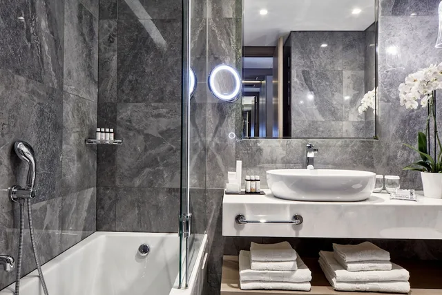 غرفة سوبيريور مزدوجة، Electra Metropolis Athens 4/6