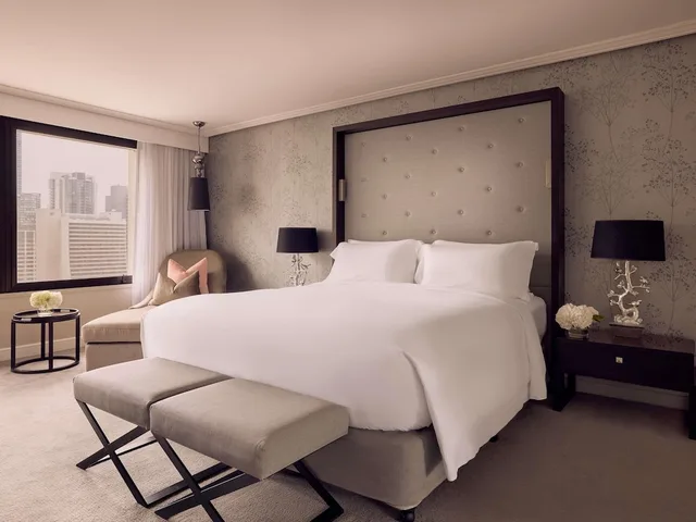 جناح بريميير بسرير كينج بإطلالة على المدينة بمنطقة جلوس بحوض استحمام، SOFITEL BRISBANE CENTRAL 2/10