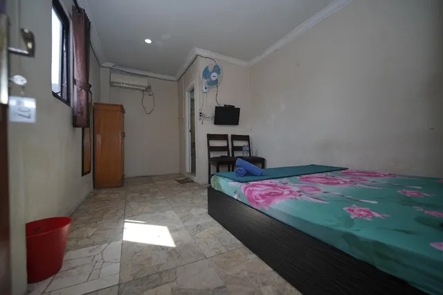 Standard, Double Bed, with Fan، Wisma Asia Busindo Syariah 1/1
