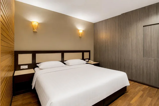 Superior, Queen Bed, Ming Paragon Hotel 2/3
