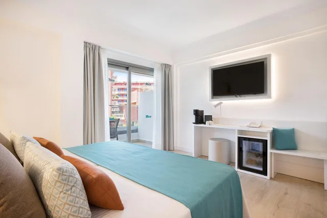 جناح جونيور بشرفة، Ipanema Beach Hotel 10/10