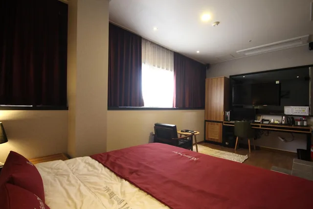 غرفة بسرير مزدوج، Hotel The May Busan Sasang 5/10