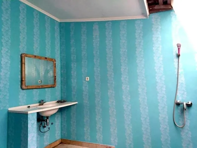 غرفة ديلوكس بسرير كوين بإطلالة على المسبح، Hotel Pesona Bulan Baru Senggigi 5/5