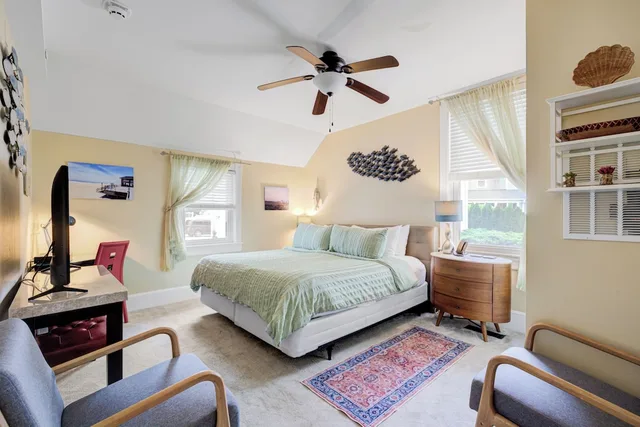 Room, King Bed, Private Bathroom, with Pool، The Hewitt Wellington Hotel 6/9