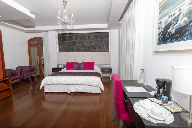Plaza, Suite, King Bed، Sangay Spa Hotel 3/6