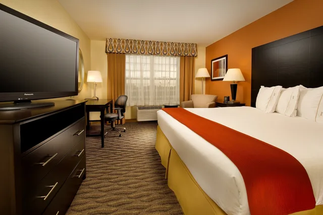 جناح بسرير كينج لذوي الإعاقة، Holiday Inn Express Hotel And Suites Manassas 4/10