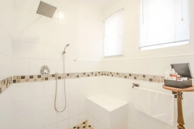 غرفة بسرير مزدوج أو سريرين منفصلين، Honeypot Guesthouse 5/6