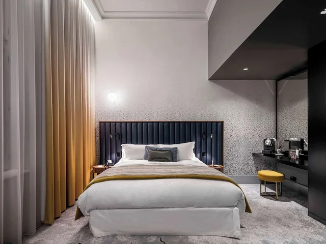 جناح ديلوكس بسرير كينج، Hotel Century Old Town Prague Mgallery By Sofitel 1/4
