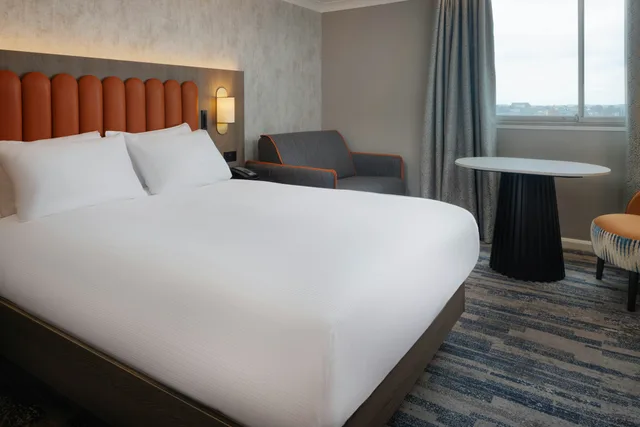 غرفة بريميوم بسرير مزدوج مع أريكة، Hilton Leeds City 3/8