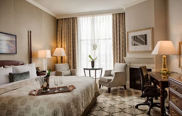 Diamond, King Bed, City View، Magnolia Hotel And Spa 2/10