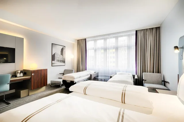 غرفة عائلية، Premier Inn Cologne City Mediapark Hotel 1/10