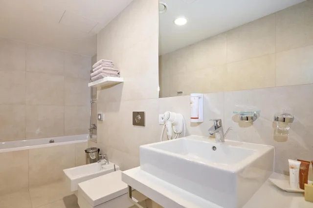 جناح، SONO HOTEL 4/5