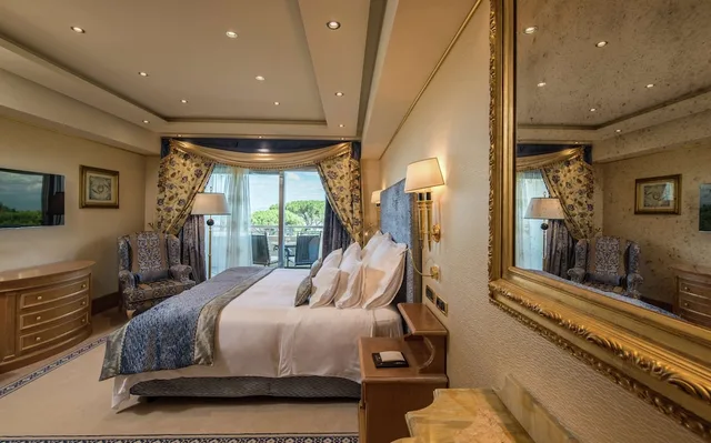 Spa, Superior, Suite, King Bed, Park and Pool View, Club Lounge Access، Rome Cavalieri Waldorf Astoria Hotels And Resorts 1/1