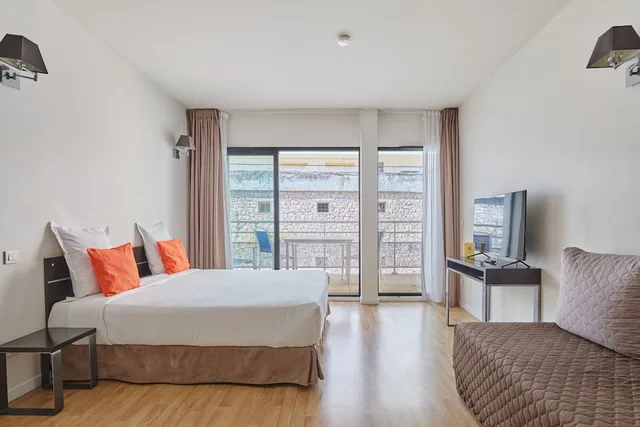 استوديو سوبيريور بسرير مزدوج وسرير فردي بشرفة، Appart'hotel Odalys City Monaco Les Hauts de la Principaute 5/10