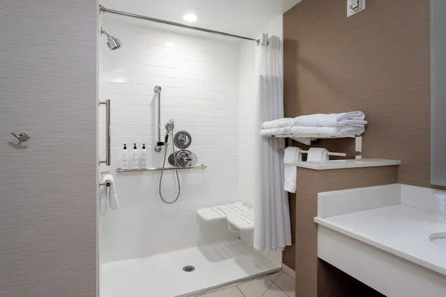 غرفة بسريرين كوين لذوي الإعاقة، Fairfield Inn Suites By Marriott Buffalo Amherst University 4/5