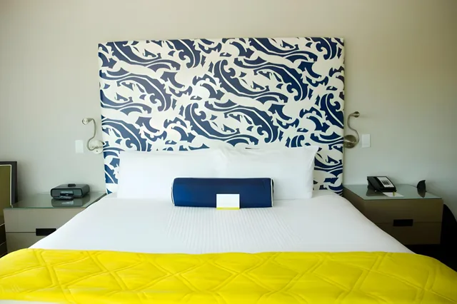 غرفة سوبيريور بسرير كينج لذوي الإعاقة، Hotel Breakwater South Beach 1/1
