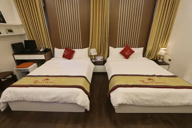 غرفة عائلية بسرير مزدوج وسرير فردي، The Royal Hotel 3/7