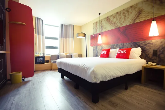 Ibis Xuzhou East Huaihai Road Hotel، Yunlong 11/41