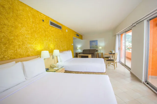 Junior Suite, 2 Double Beds, Partial Ocean View, Balcony, HS Hotsson Smart Acapulco 4/10