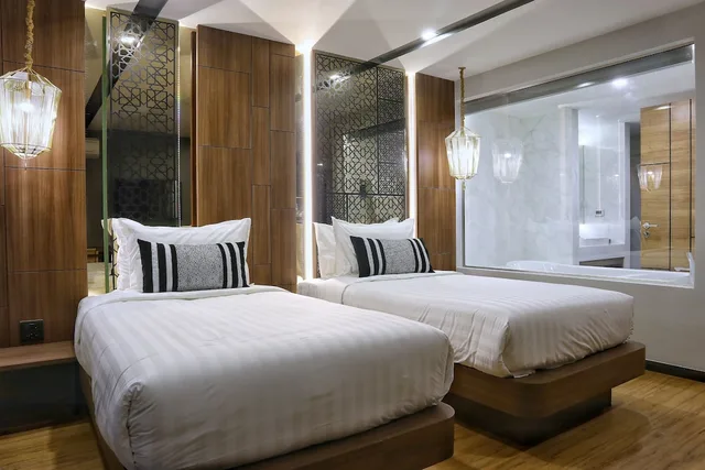 غرفة بريميير بسريرين منفصلين بحوض استحمام، Stay with Nimman Chiangmai 3/4