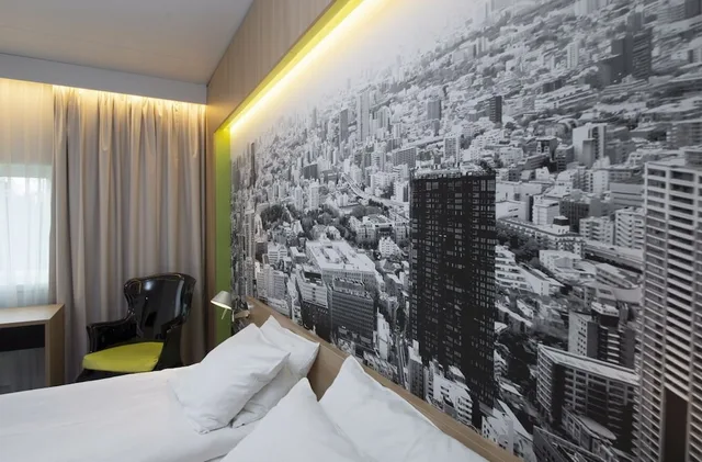 غرفة قياسية بسرير مزدوج، Thon Hotel Bergen Airport 1/3