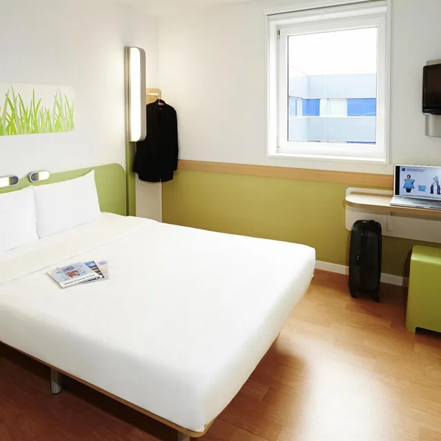 غرفة ثلاثية، Ibis Budget Pontivy 8/10