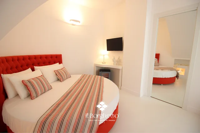Standard, Double Bed, Il Borghetto Creative Resort 1/2