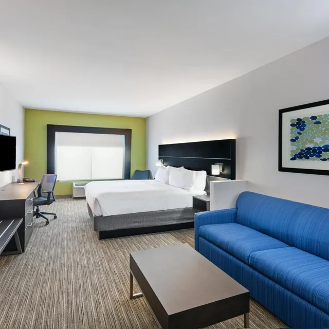 جناح تنفيذي، Holiday Inn Express Hotel & Suites Sealy 2/2