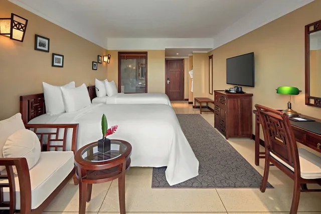 Deluxe, Twin Beds, Balcony, Classic Wing، La Siesta Resort Spa Hoi An 7/10