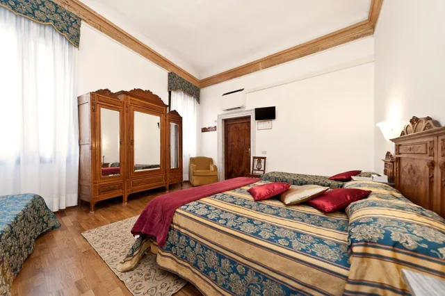 غرفة رباعية، Hotel Alla Fava 2/3