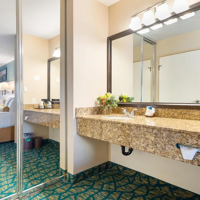 غرفة بسرير كينج بشرفة بجاكوزي، Casablanca Inn 6/6
