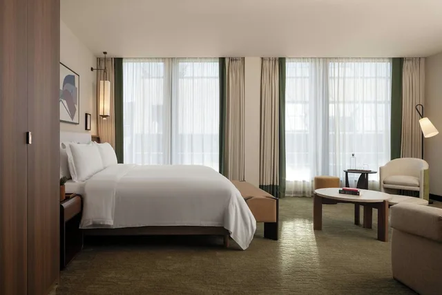 جناح بسرير كينج بإطلالة على المدينة، Montcalm Royal London House - City Of London 2/4