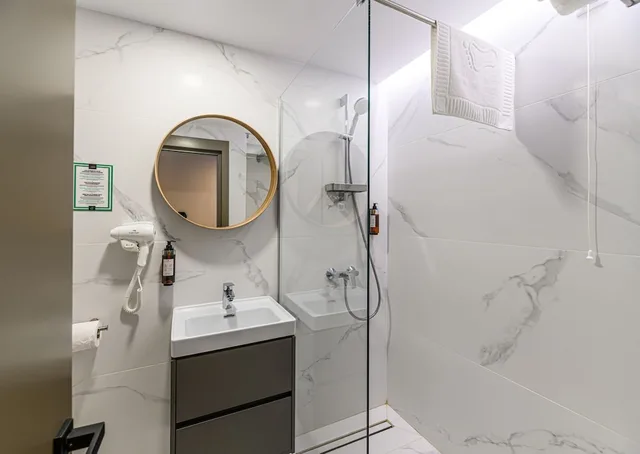 غرفة اقتصادية بسرير مزدوج، Hotel Central Pascani 4/5
